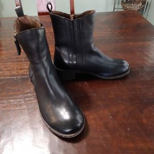 Gee'WaWa Black Joan Leather Boot